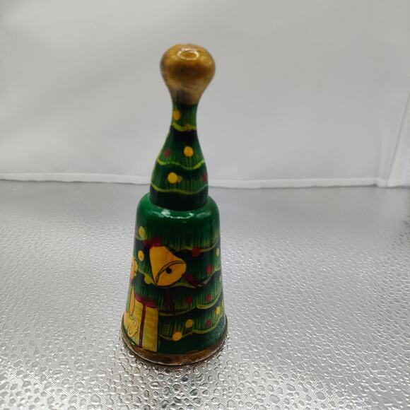 Vintage Wooden Christmas Bells Set of 4 - Picture 8 of 16